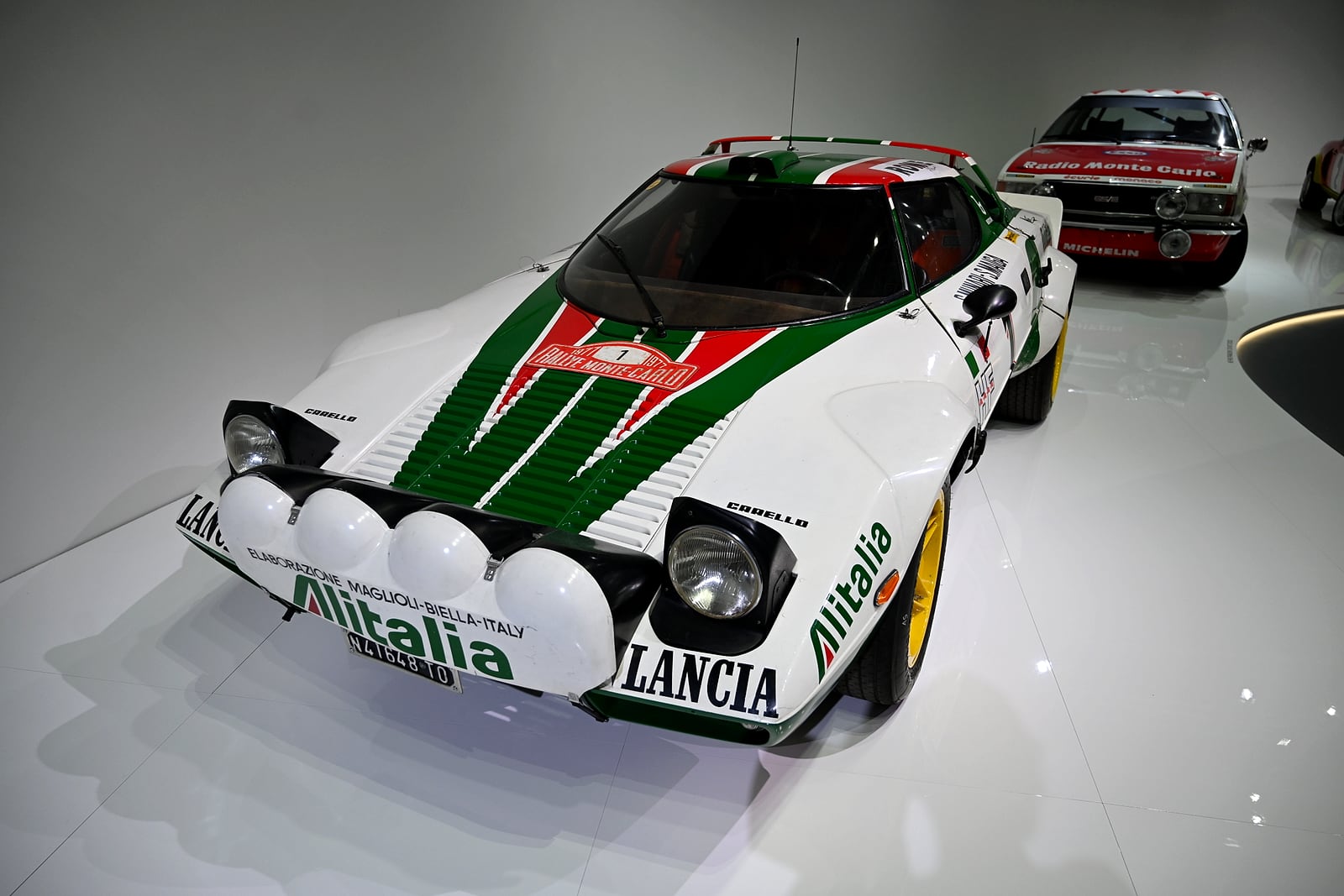 Lancia Stratos rally car in Alitalia livery, front angle